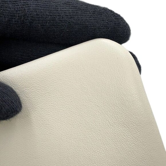 CHANEL Matelasse ChainShoulder Calf Leather Off-white - Picture 10 of 16